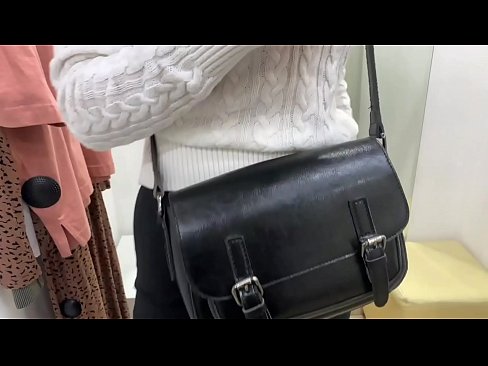 ❤️ Публичная мастурбация молоденькой сучки ФералБерри с дилдо в примерочной ❌ Порно видео на нашем сайте ❌️❤